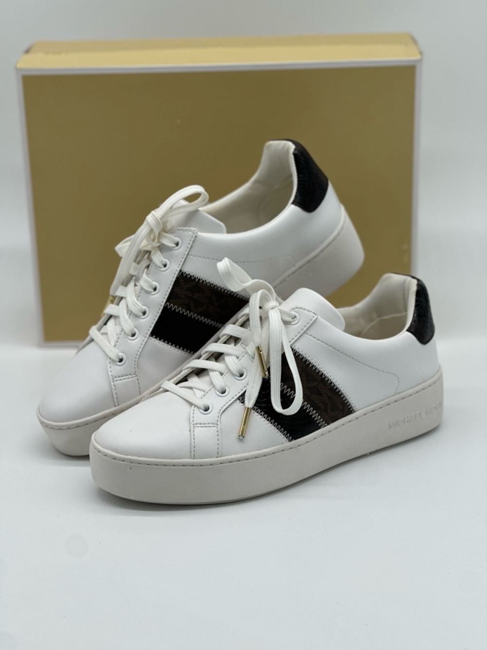 Michael Kors White Leather Sneakers with Black and Brown Stripe